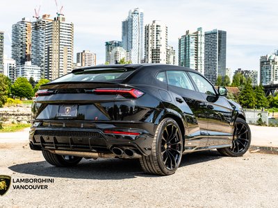2024 Lamborghini Urus in Vancouver, British Columbia