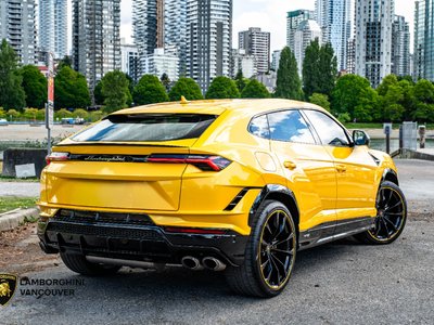 2024 Lamborghini Urus in Vancouver, British Columbia
