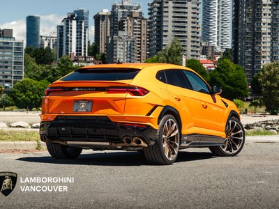 2024 Lamborghini Urus in Vancouver, British Columbia