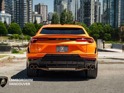 2024 Lamborghini Urus in Vancouver, British Columbia