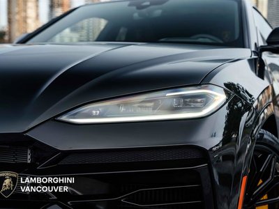 2025 Lamborghini Urus in Vancouver, British Columbia