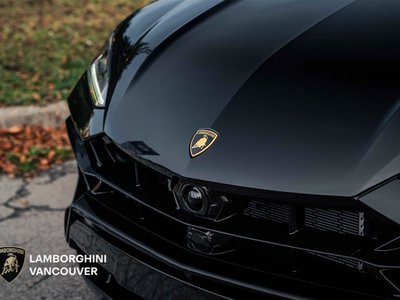 2025 Lamborghini Urus in Vancouver, British Columbia