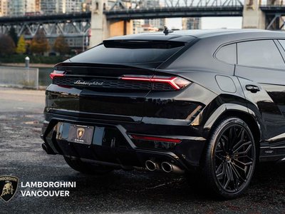 Lamborghini Urus  2025 à Vancouver, Colombie-Britannique