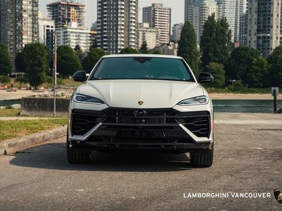 Lamborghini Urus  2025 à Vancouver, Colombie-Britannique