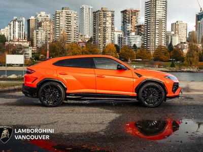2025 Lamborghini Urus in Vancouver, British Columbia