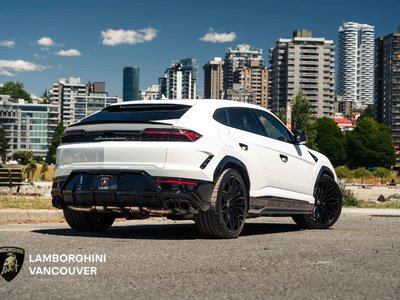 2026 Lamborghini Urus in Vancouver, British Columbia