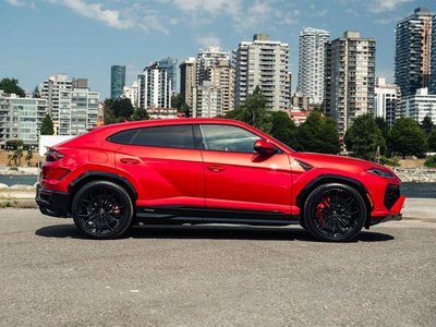 2026 Lamborghini Urus in Vancouver, British Columbia