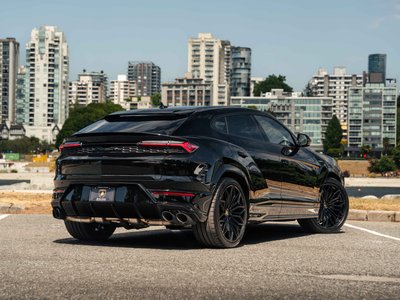 2026 Lamborghini Urus in Vancouver, British Columbia