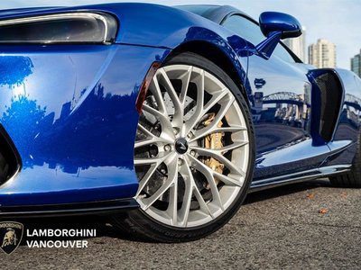 2022 McLaren GT in Vancouver, British Columbia