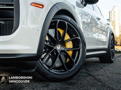 2025 Porsche Cayenne in Vancouver, British Columbia