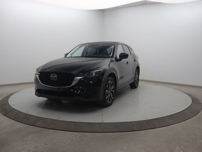 Mazda CX-5 GT 2023 Elle ne se contente pas de suivre la route.