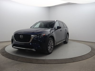 Mazda CX-90 MHEV GT-P 2024 Une présence imposante, un raffinement remarquable.