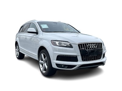 2015  Q7 in North Vancouver, British Columbia