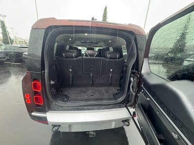 Land Rover Defender  2023 à North Vancouver, Colombie-Britannique