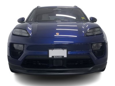 2024  Macan in North Vancouver, British Columbia