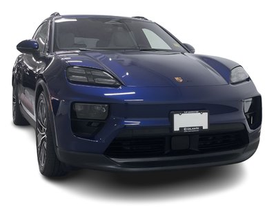 2024  Macan in North Vancouver, British Columbia