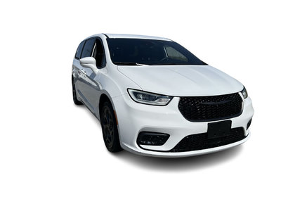 2022 Chrysler Pacifica in Richmond, British Columbia