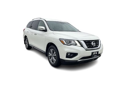 2018 Nissan Pathfinder in Vancouver, British Columbia