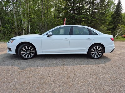 Audi A4 Sedan Komfort 2023 Audi A4 2023 : Raffinement et performance