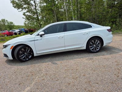 Volkswagen Arteon  2019 Arteon bas kilométrage : le luxe préservé