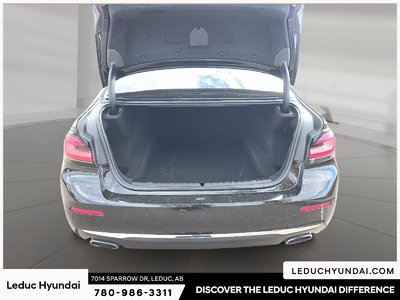 2021 BMW 5 Series 530i xDrive — photo 6