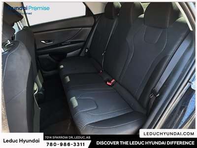2022 Hyundai Elantra Essential — photo 7