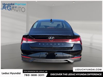 2023 Hyundai Elantra Preferred — photo 5