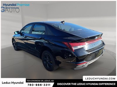 2023 Hyundai Elantra Preferred — photo 4
