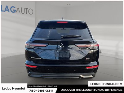 2026 Mitsubishi Outlander ES — photo 5
