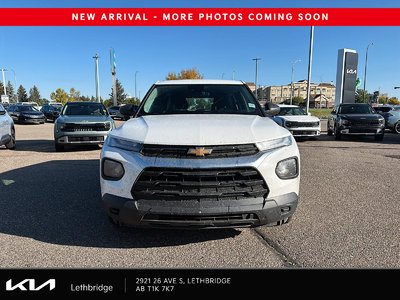 2023 Chevrolet TrailBlazer LS — photo 2