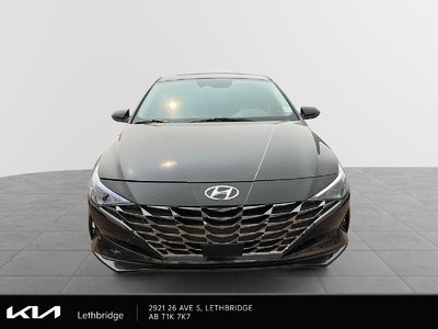 2023 Hyundai Elantra Luxury — photo 2