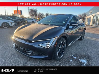 2025 Kia EV6 Land w/Premium Pkg — photo 1
