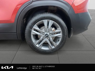 2023 Kia Seltos LX — photo 7