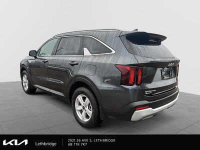 2024 Kia Sorento LX — photo 4