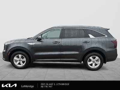 2024 Kia Sorento LX — photo 5