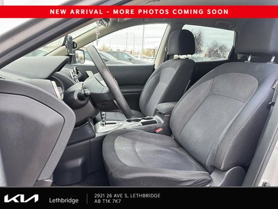 2012 Nissan Rogue S — photo 8