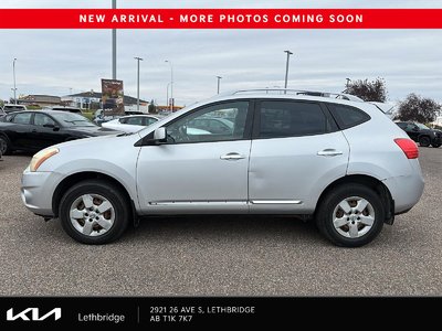 2012 Nissan Rogue S — photo 3