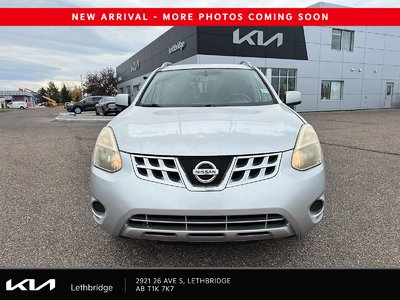 2012 Nissan Rogue S — photo 2