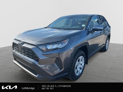 2023 Toyota RAV4 LE — photo 1