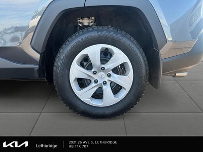 2023 Toyota RAV4 LE — photo 7