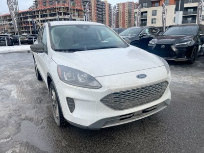 Ford Escape  2022 à Laval, Québec