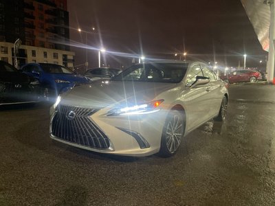 2022 Lexus ES 300h in Laval, Quebec