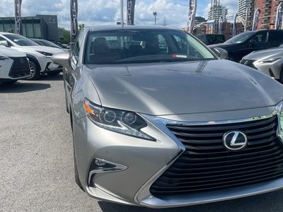 2016 Lexus ES 350 in Laval, Quebec