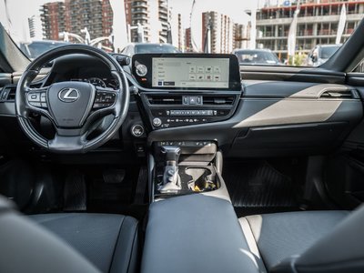 Lexus ES 350  2022 à Laval, Québec