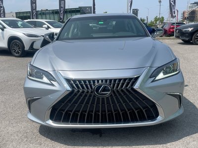 2023 Lexus ES350 in Laval, Quebec