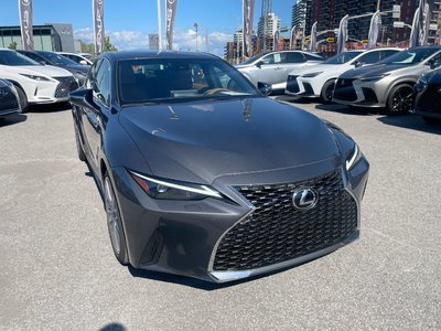 Lexus IS 300  2021 à Laval, Québec