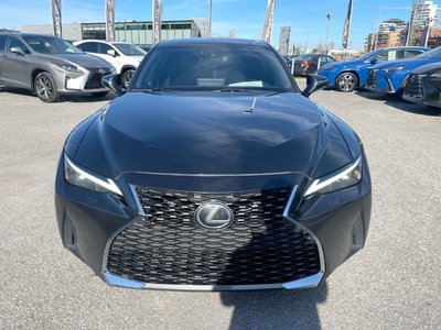 Lexus IS 300  2020 à Laval, Québec