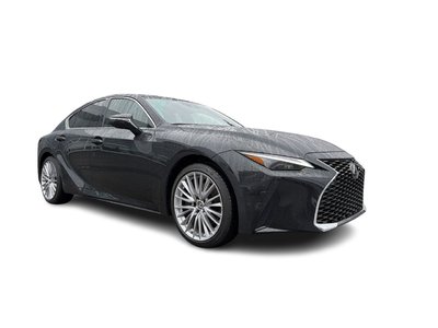 Lexus IS 300  2021 à Laval, Québec