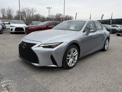 Lexus IS 300  2022 à Laval, Québec