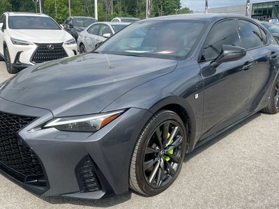 Lexus IS 300  2023 à Laval, Québec